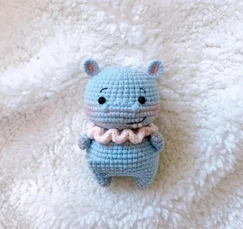 Crochet Animal Kit for Beginners, Cute Doll Keychain Pendant pattern and Materials