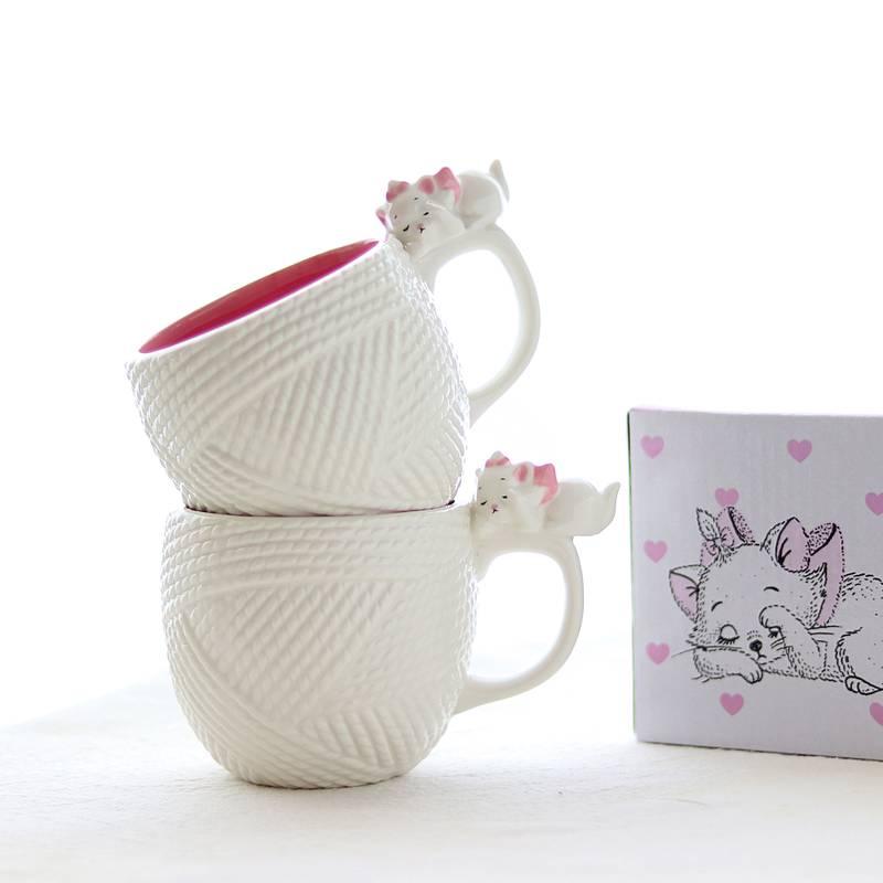 Cat with wool handgrip Ceramics Mug - Annie Potter's Yarn Basket