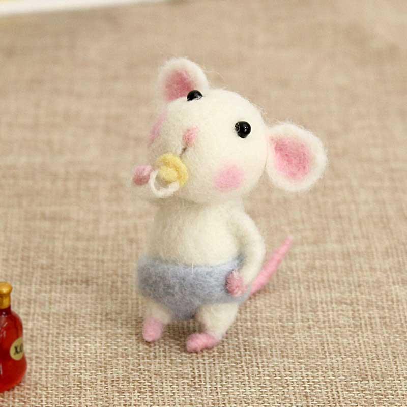 Adorable lil' Mouse Felt doll kit. - Annie Potter's Yarn Basket